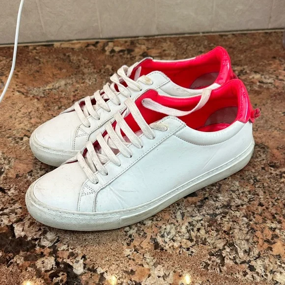 Givenchy White and Pink Lace-Up Sneakers - Picture 6 of 10
